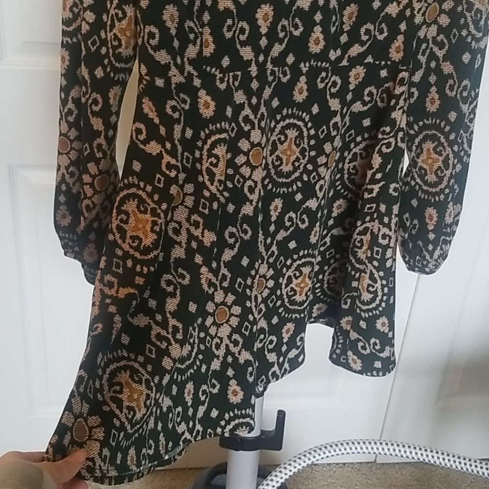 Forever 21 Green Long Sleeve Skater Dress - Picture 3 of 5